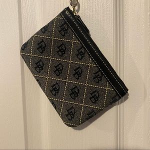 Dooney and bourke wristlet